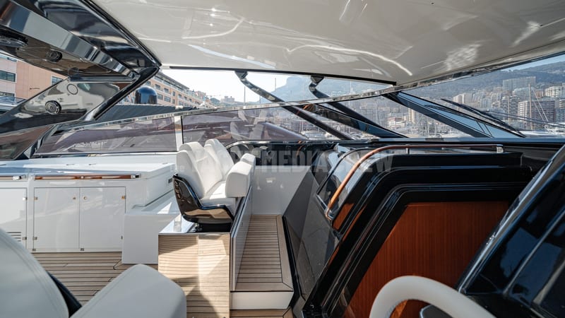 Riva Bahamas 76 — 6